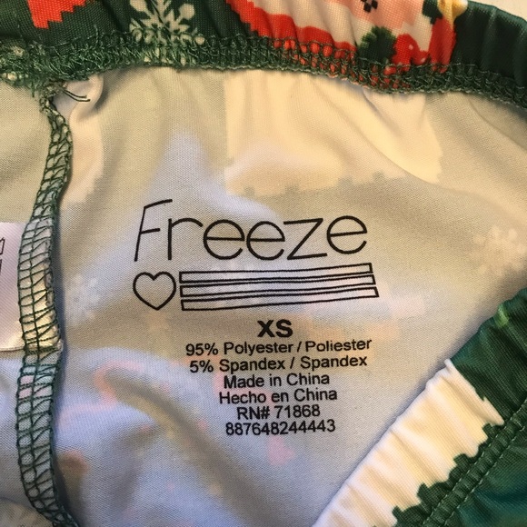 Christmas Leggings! - Picture 5 of 6